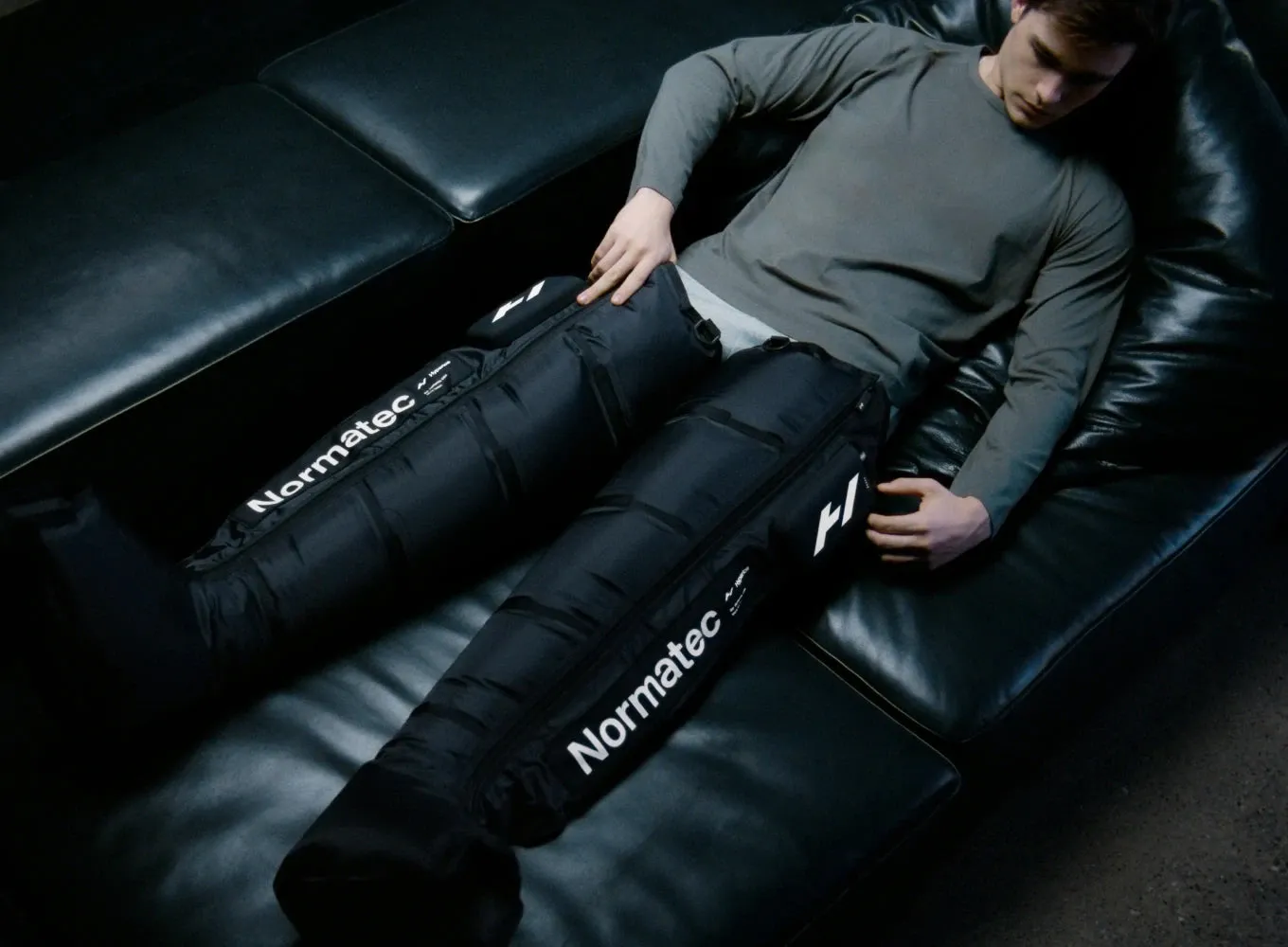 Hyperice Normatec Premier Air Compression Leg Massager - Standard
