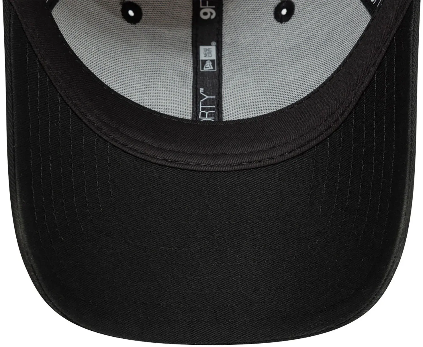 New Era Newcastle United Core 9Forty Adjustable Cap - Black